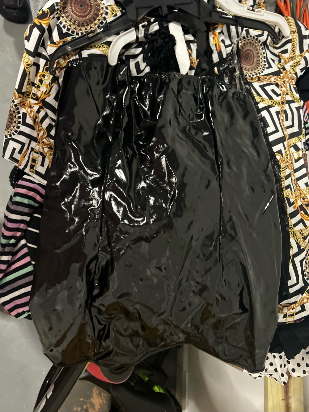 4-25$ Black Patent Leather-Look Bubble Skirt back sideless